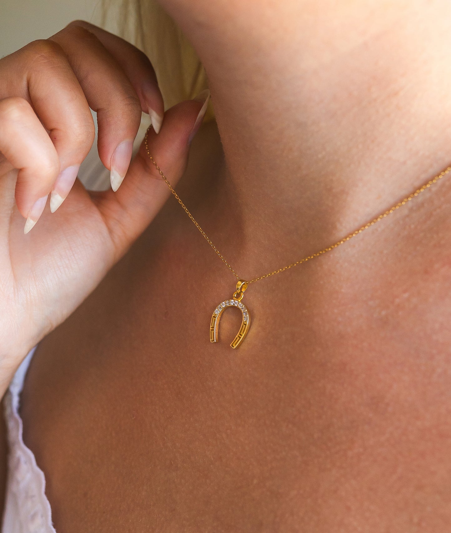 Horseshoe Necklace
