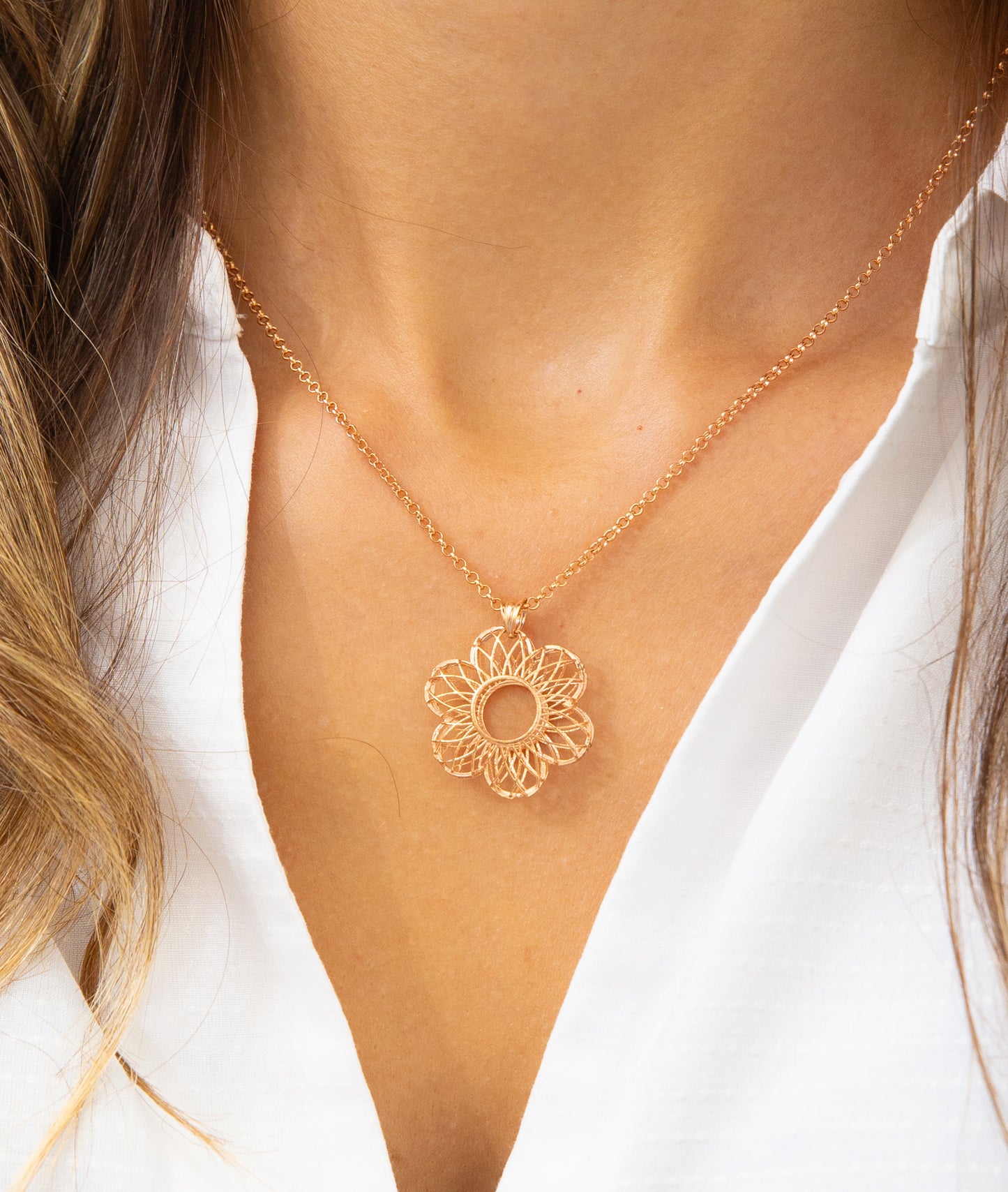 Daisy Necklace