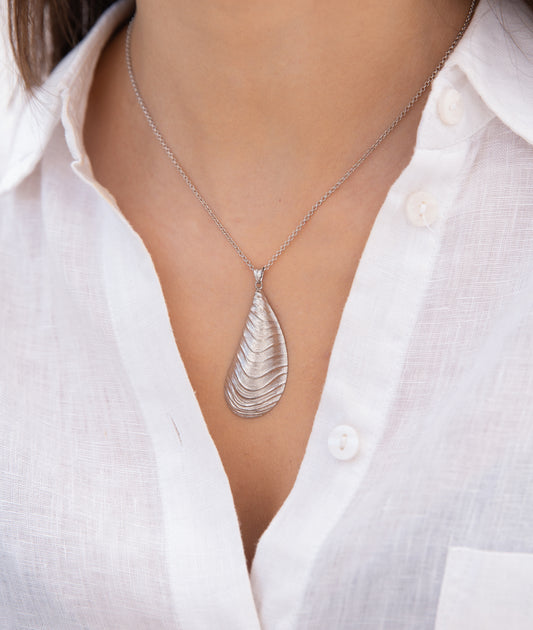 Oyster Necklace